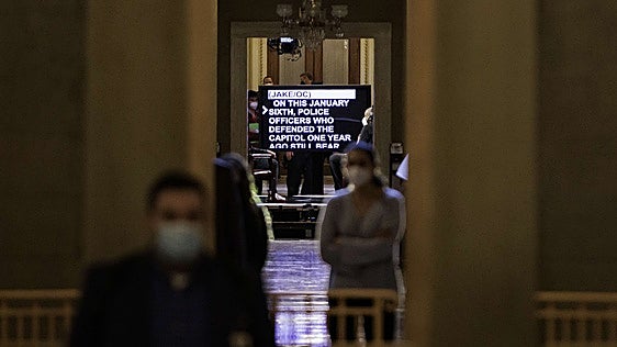 Suspendido un operador del 'teleprompter' de Trump por ganar 90.000 dólares apostando a los discursos del presidente