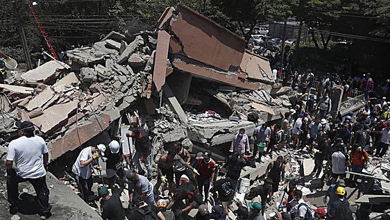 Colombia declara el estado de «emergencia nacional» tras el terremoto que deja al menos 240 muertos y más de medio millar de heridos
