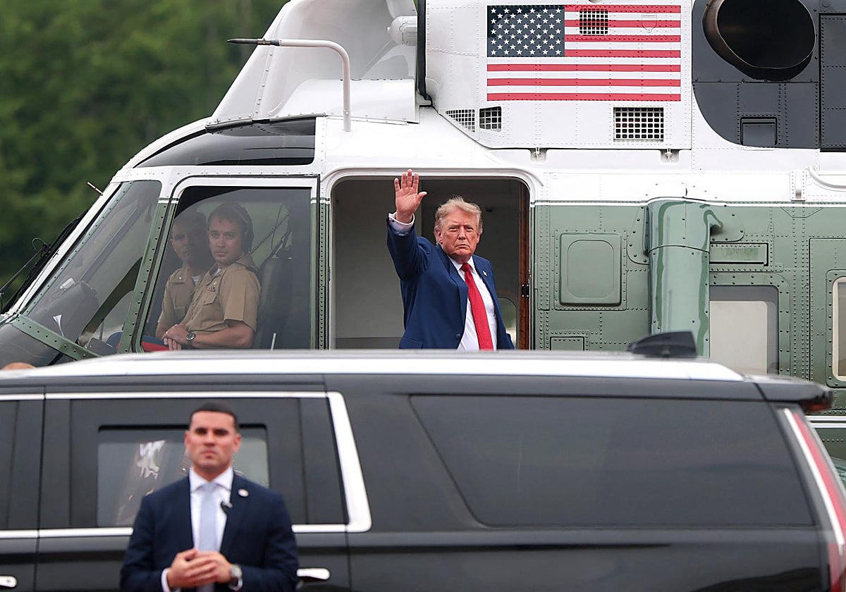 Trump aborda el Marine One tras presidir los Patriot Games de Ohio y desentenderse de la polémica sobre su evacuación en Turquía.