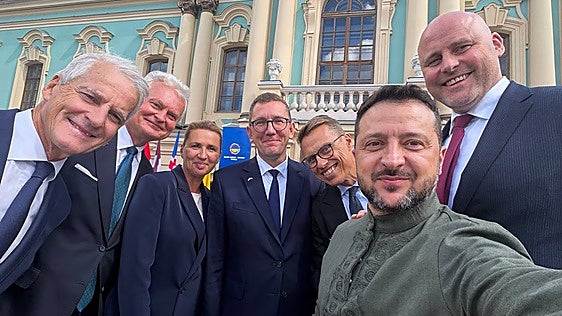 Zelenski descarta celebrar elecciones en guerra porque «serían un tsunami que destruiría el país»