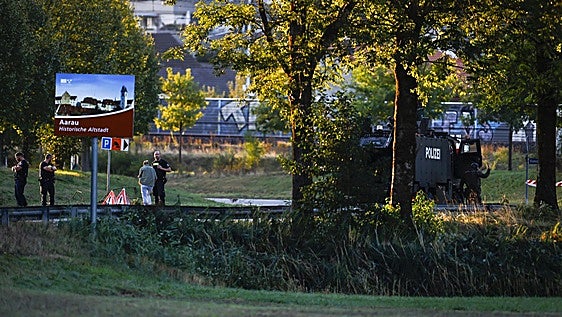 Al menos un muerto y cinco heridos en un tiroteo durante una rave en Suiza