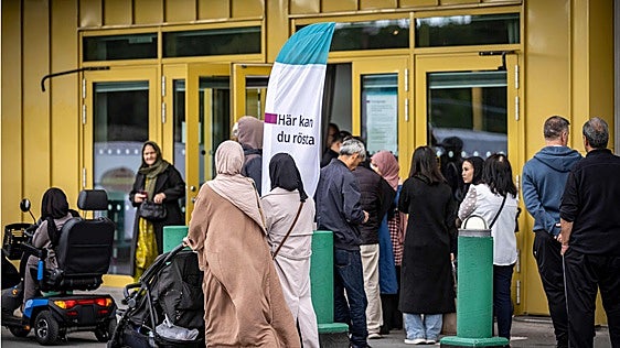 El voto de los inmigrantes nacionalizados inclina las elecciones de Suecia hacia la izquierda