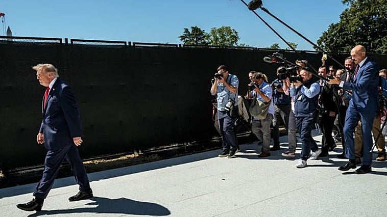 Apagón televisivo a la Casa Blanca: el frente común de las principales cadenas desafía el veto de Donald Trump
