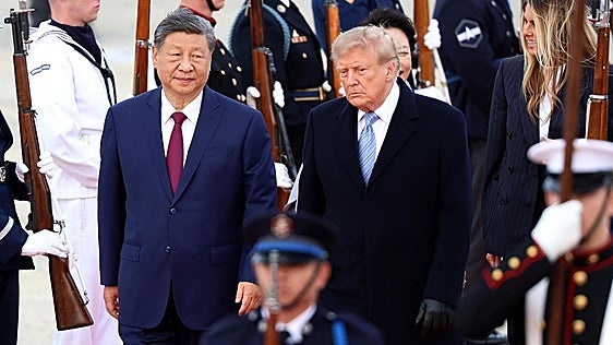 EE UU y China anuncian la prórroga de su tregua comercial tras aterrizar Xi Jinping en Washington