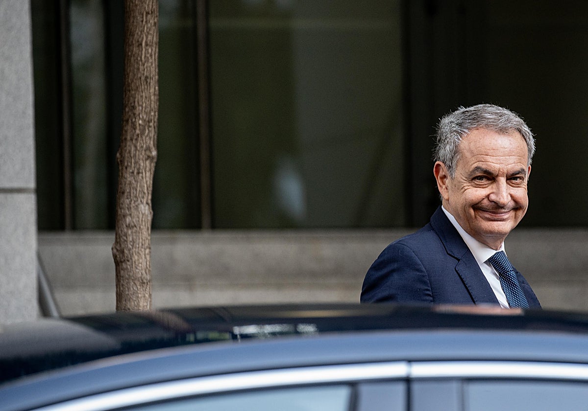 Las salpicaduras de Zapatero, los enchufes, Venezuela y Aldama contra Begoña Gómez
