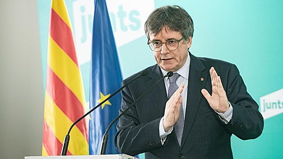 Puigdemont se asoma a un retorno posible pero agridulce dos años después de la amnistía