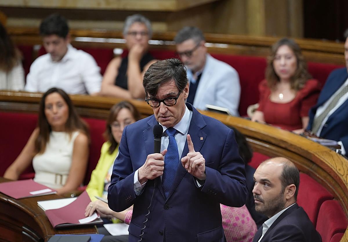 Illa admite ante Junts que Cataluña tiene un problema de inversión estatal frente a Madrid
