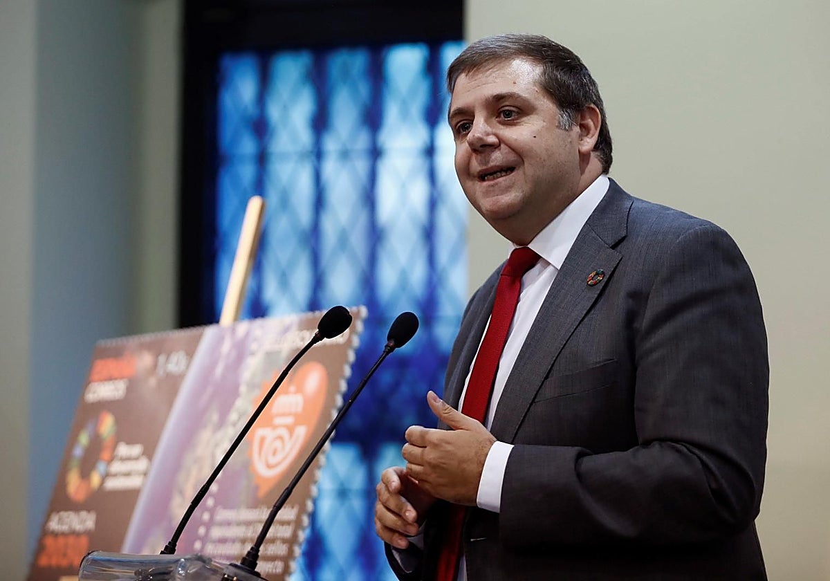 El juez Pedraz retrasa la comparecencia del exjefe de gabinete de Sánchez al 18 de agosto