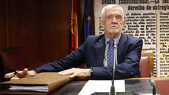 El DAO presenta recortes de prensa con acusaciones de Ábalos y Montero contra la UCO para defender los expedientes a sus agentes