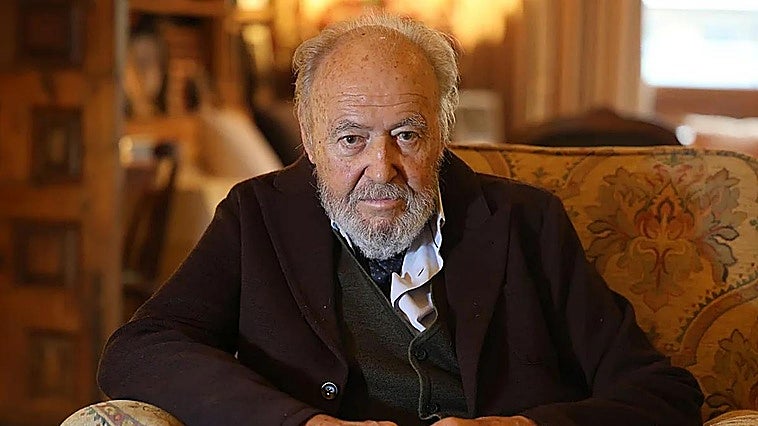 Muere Alejandro Royo-Villanova, figura de la Transición