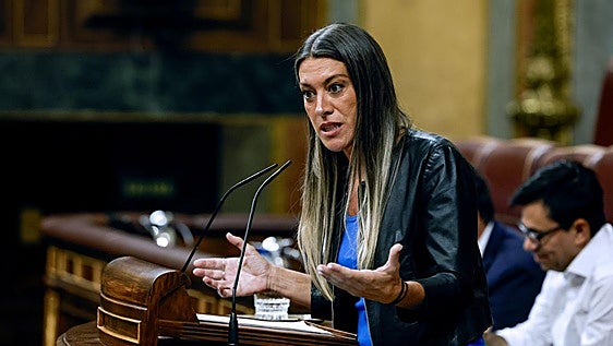 Junts vuelve a registrar la ley para la cesión de las competencias sobre inmigración a Cataluña