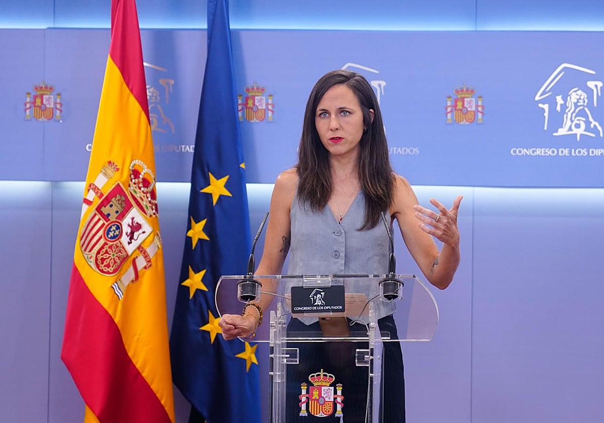 Podemos acusa a Sánchez de usar a la Casa Real para tapar su «inacción calculada» en la crisis de Ceuta