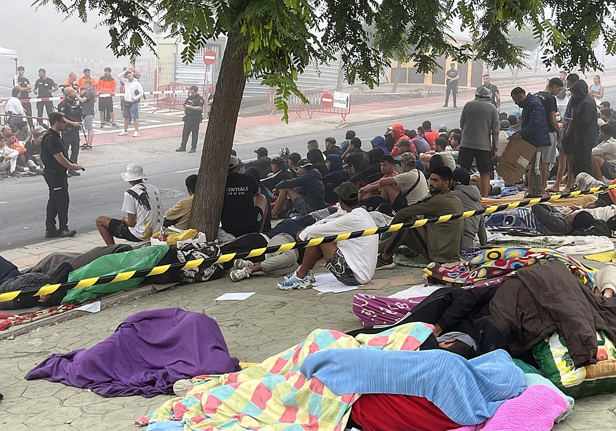 Iustitia Europa pide a la juez proteger a los agentes que apuntan a la policía marroquí de guiar los migrantes hacia Ceuta