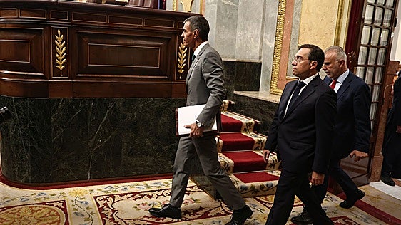 El Gobierno eleva el tono con Marruecos: «Sus reivindicaciones sobre Ceuta y Melilla degradan la relación bilateral»