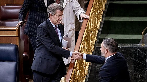 PP y Vox presumen de la decisión del Supremo de suspender las altas en el censo electoral por la 'ley de nietos'