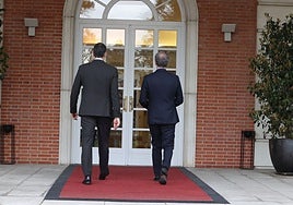 Sánchez y Feijóo, en su última cita en Moncloa en marzo de 2025.