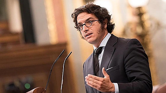 Figaredo sostiene que la agresión ultra de Oviedo «es una excusa para que la izquierda ejerza la violencia»