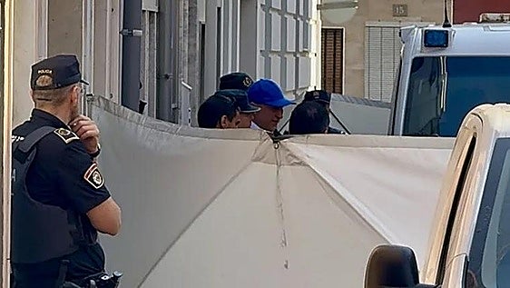 Crimen de Sueca: El asesino de Álex vuelve al escenario del crimen para reconstruir cómo mató al amigo de su hijo