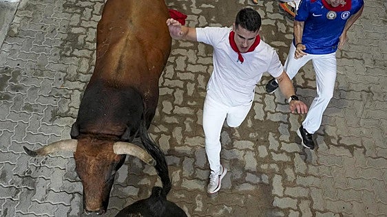 Así hemos narrado el sexto encierro de San Fermín 2026