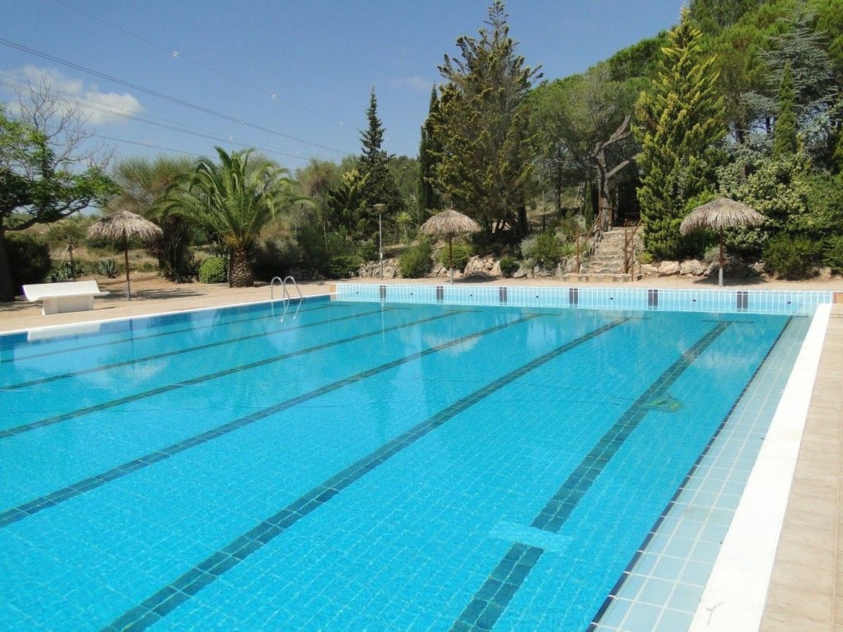 La piscina afectada de La Bisbal del Penedès (Tarragona).