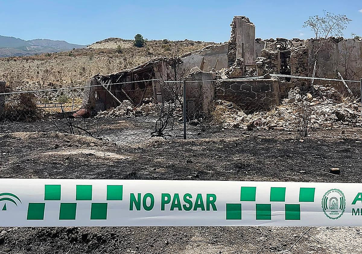Un español y cinco extranjeros entre los primeros identificados en el incendio de Los Gallardos