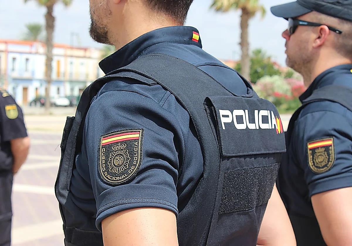 Agentes del la Policía Nacional arrestaron al presunto maltratador tras un nuevo quebrantamiento.