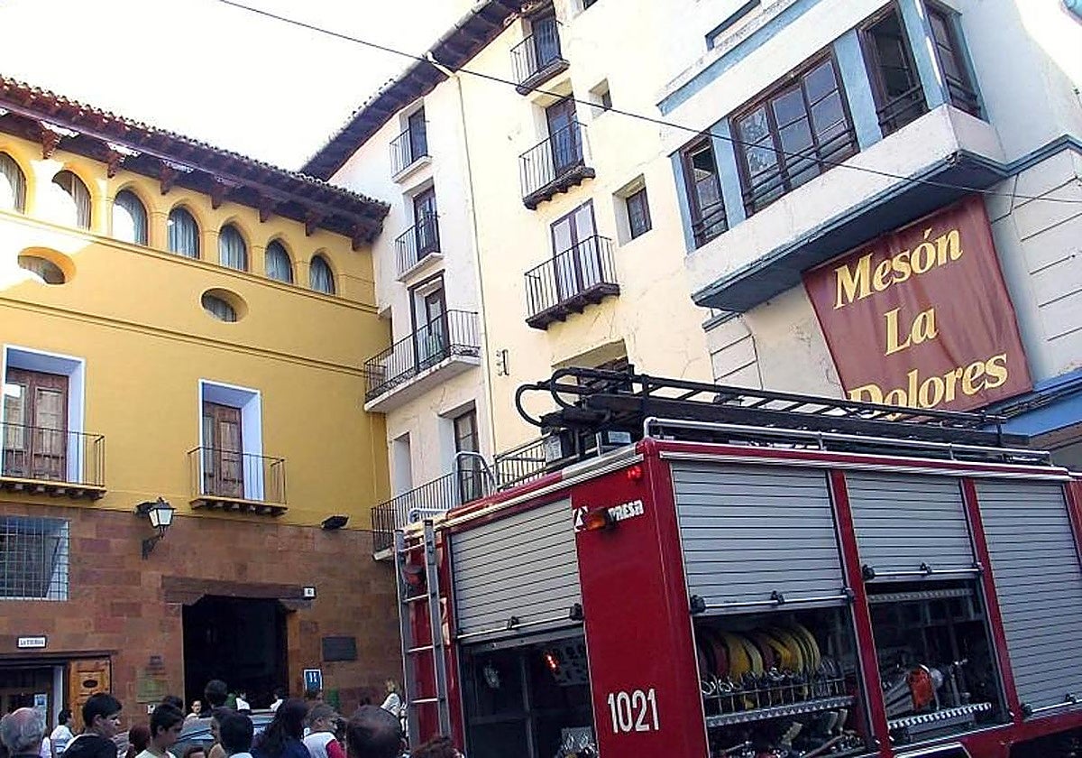 Mueren un bombero de la Diputación de Zaragoza y un trabajador en un incendio en Calatorao