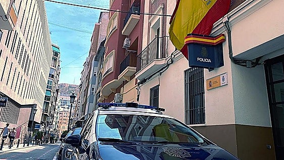 Detienen al gerente de una empresa de Alicante por acuchillarse a sí mismo para fingir un robo de 6.500 euros