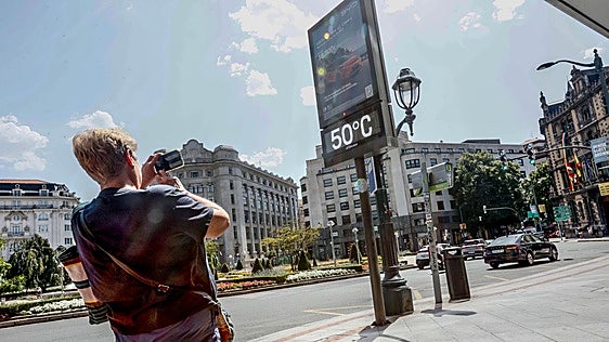 El verano deja ya más de 5.200 muertos por calor, récord histórico en España