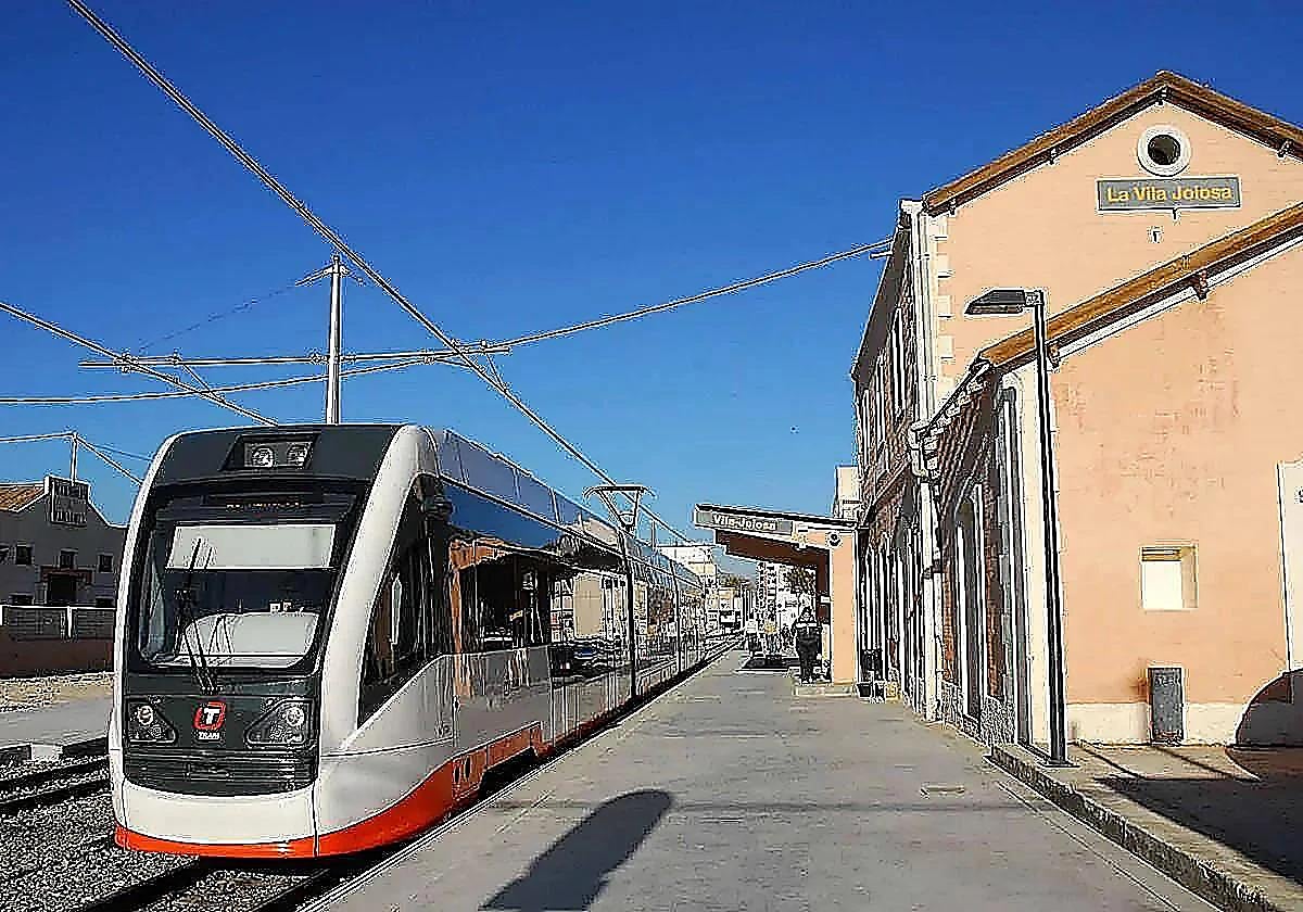 Muere una mujer de 74 años atropellada por un tranvía en Alicante