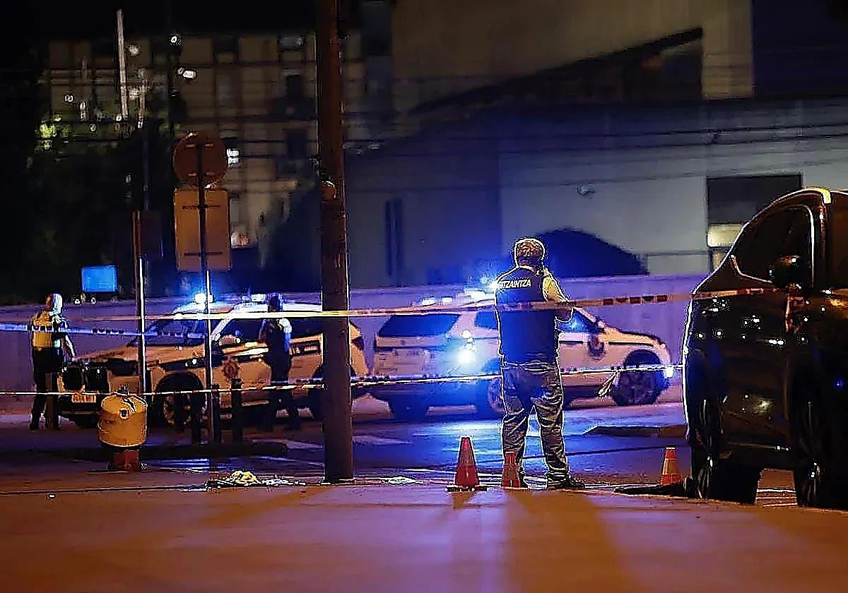 El detenido por el asesinato del novio de su ex en Baracaldo tenía licencia en vigor para la escopeta