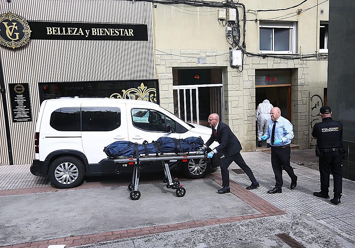 Detienen a las dos personas que convivían con la mujer que apareció calcinada en Oviedo