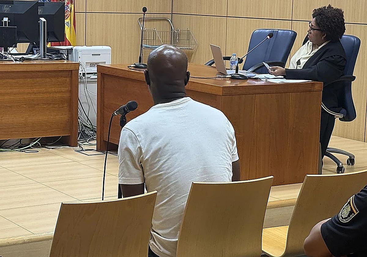 Un violador le da latigazos a su víctima con un cable tras sufrir un gatillazo