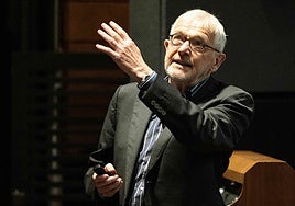 El científico Francis Halzen.