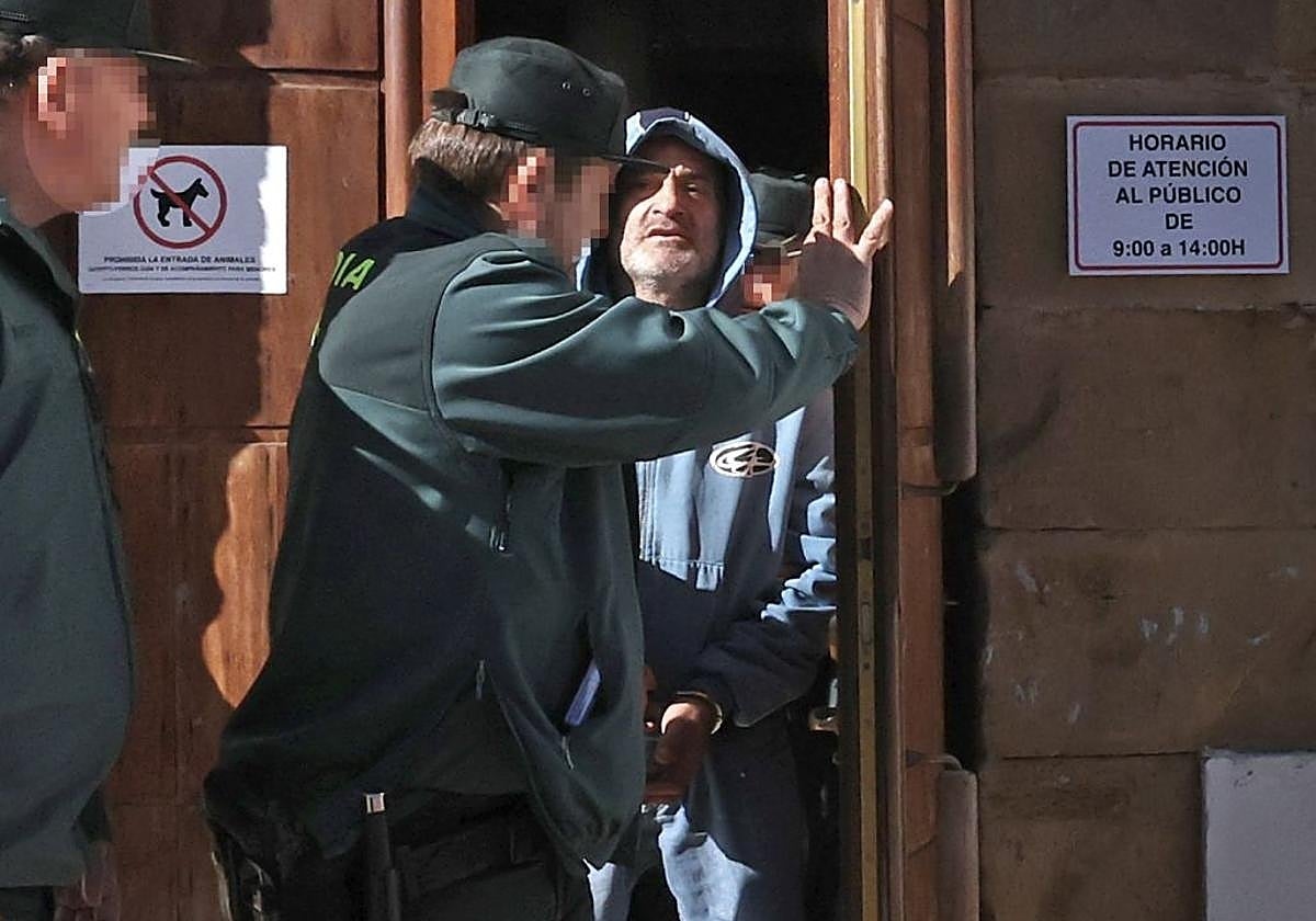Las tres horas de ‘El Nene’, autor del doble crimen en Cantabria, ante la jueza