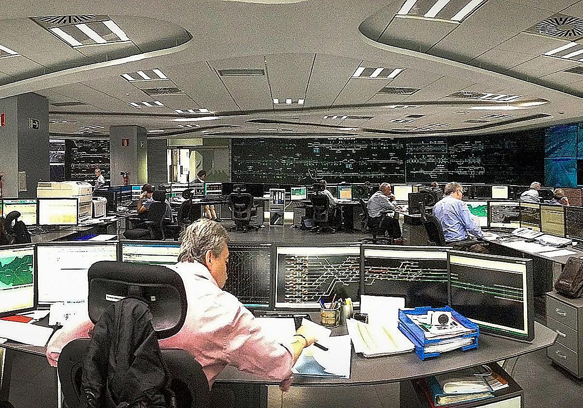 ¿Por qué no saltaron las alarmas en el puesto de mando ante el inminente choque?