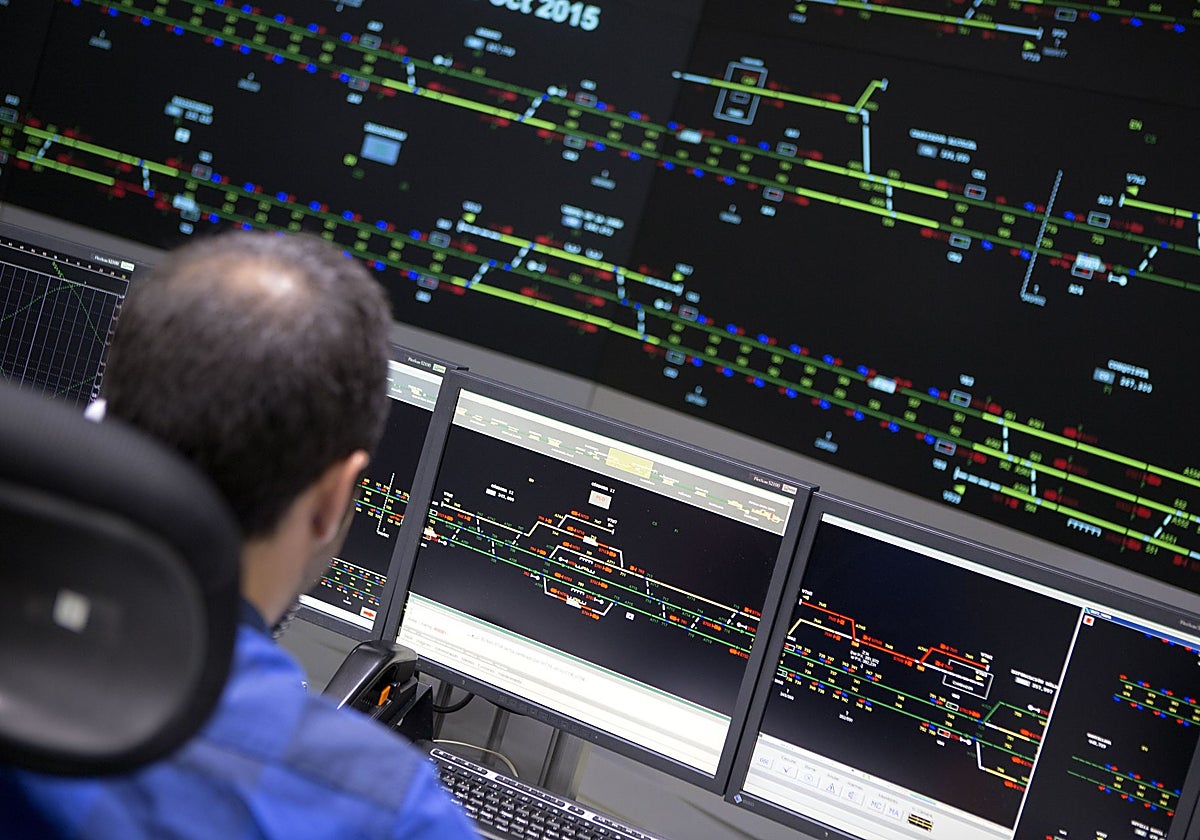 Los controladores denuncian «presiones» para evitar el retraso de los trenes