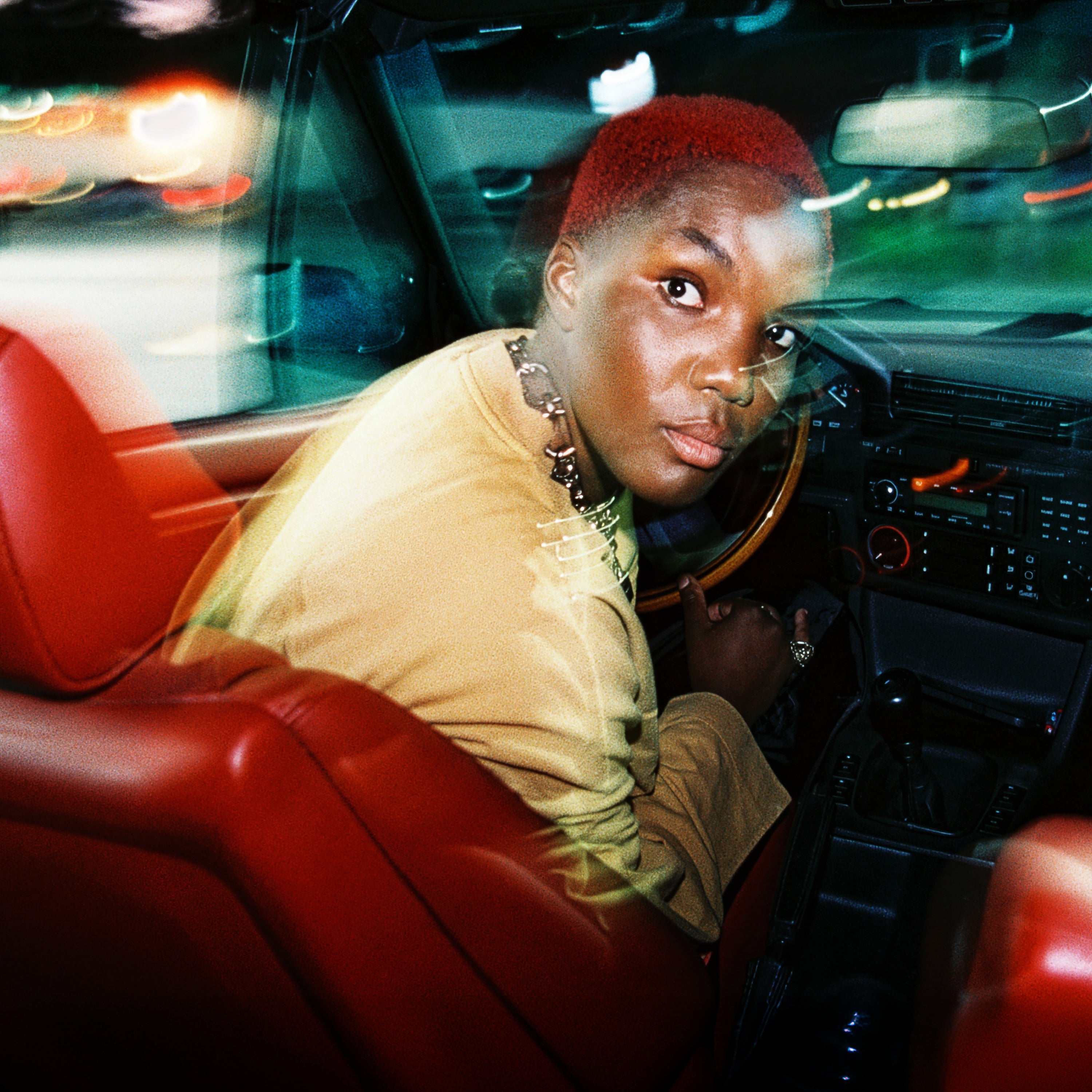 UK Garage y deseo queer: el tributo de Arlo Parks a la escena 'underground'