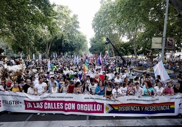 Vista general de la manifestación del Orgullo 2026 , que con el lema «¡A las calles con orgullo! Disidencia y resistencia» recorre las calles de Madrid.