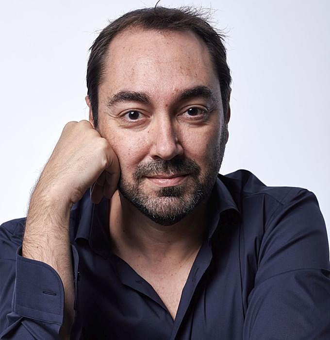 Nando López, escritor.