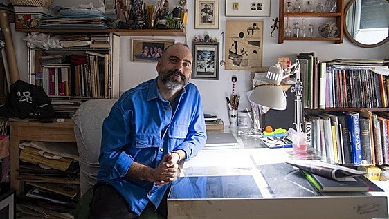 Manuel Antonio Domínguez: el hilo rosa de 'La bola negra'