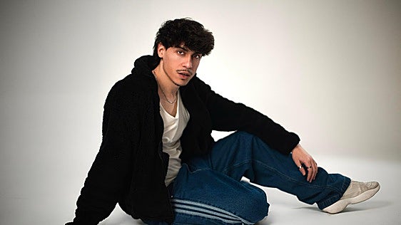 Viktor Beltrán, de 'Entrevías' a escribir su primera película: «Todavía no he terminado de asimilarlo»