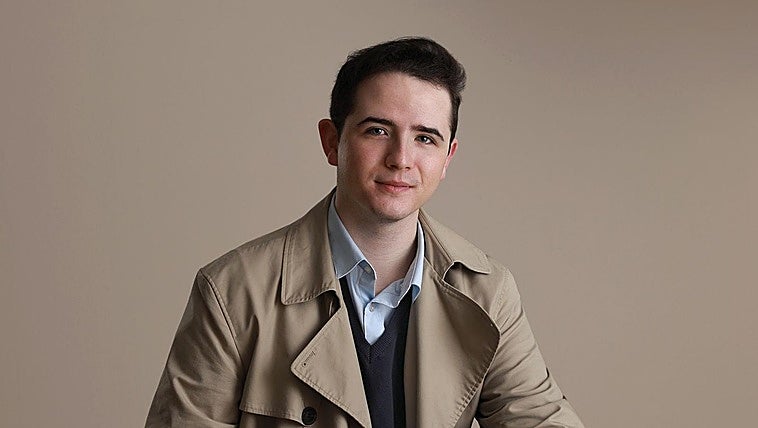 Juan Sáez, creador de contenido de prensa rosa.