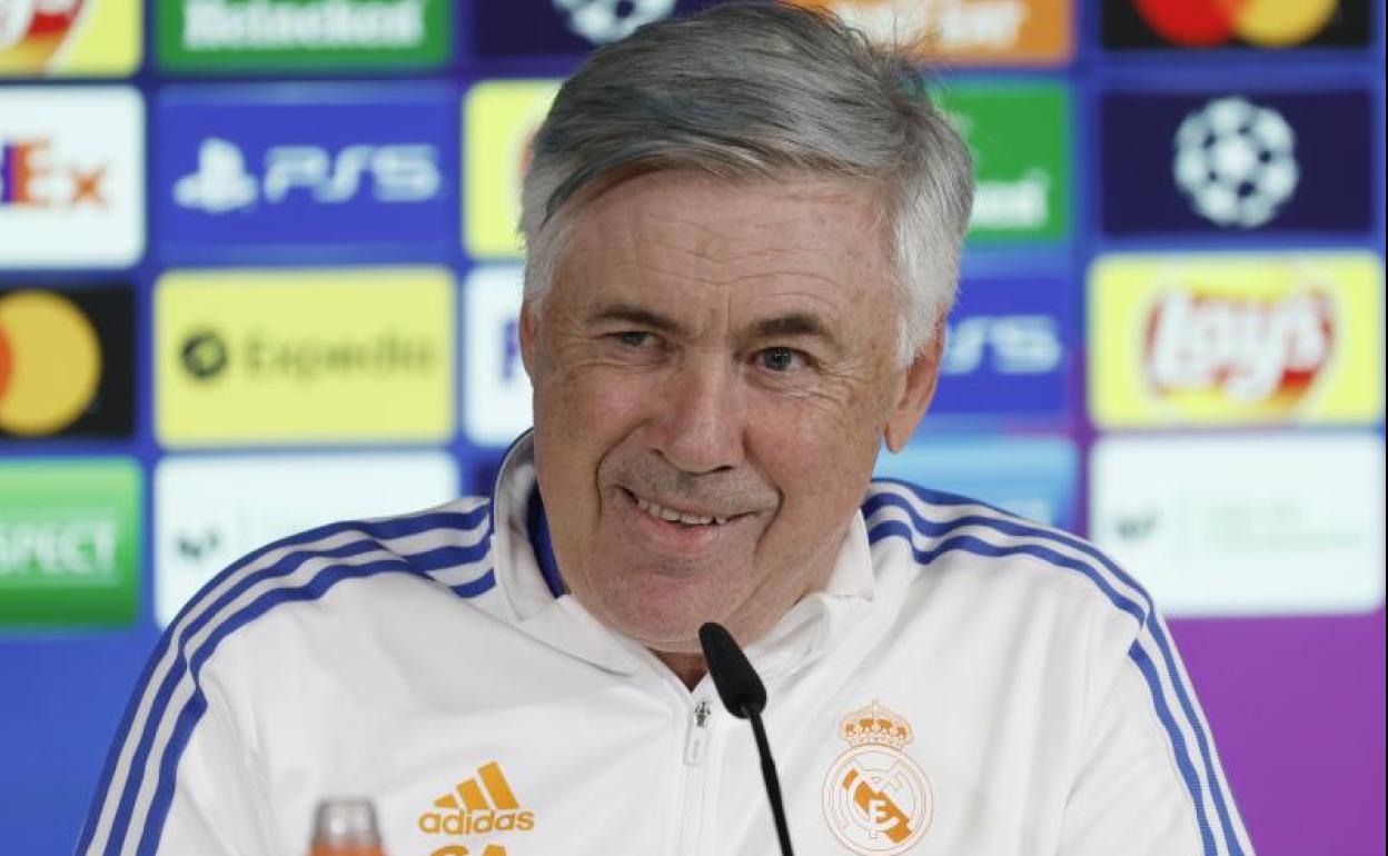 Carlo Ancelotti, durante la rueda de prensa. 