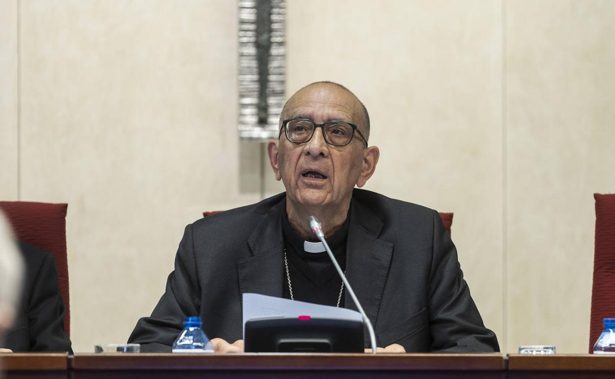 El cardenal Omella, durante la inauguración de la asamblea plenaria. 