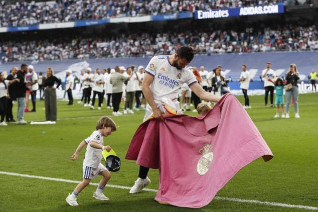 Nacho tiró de capote en la celebración.