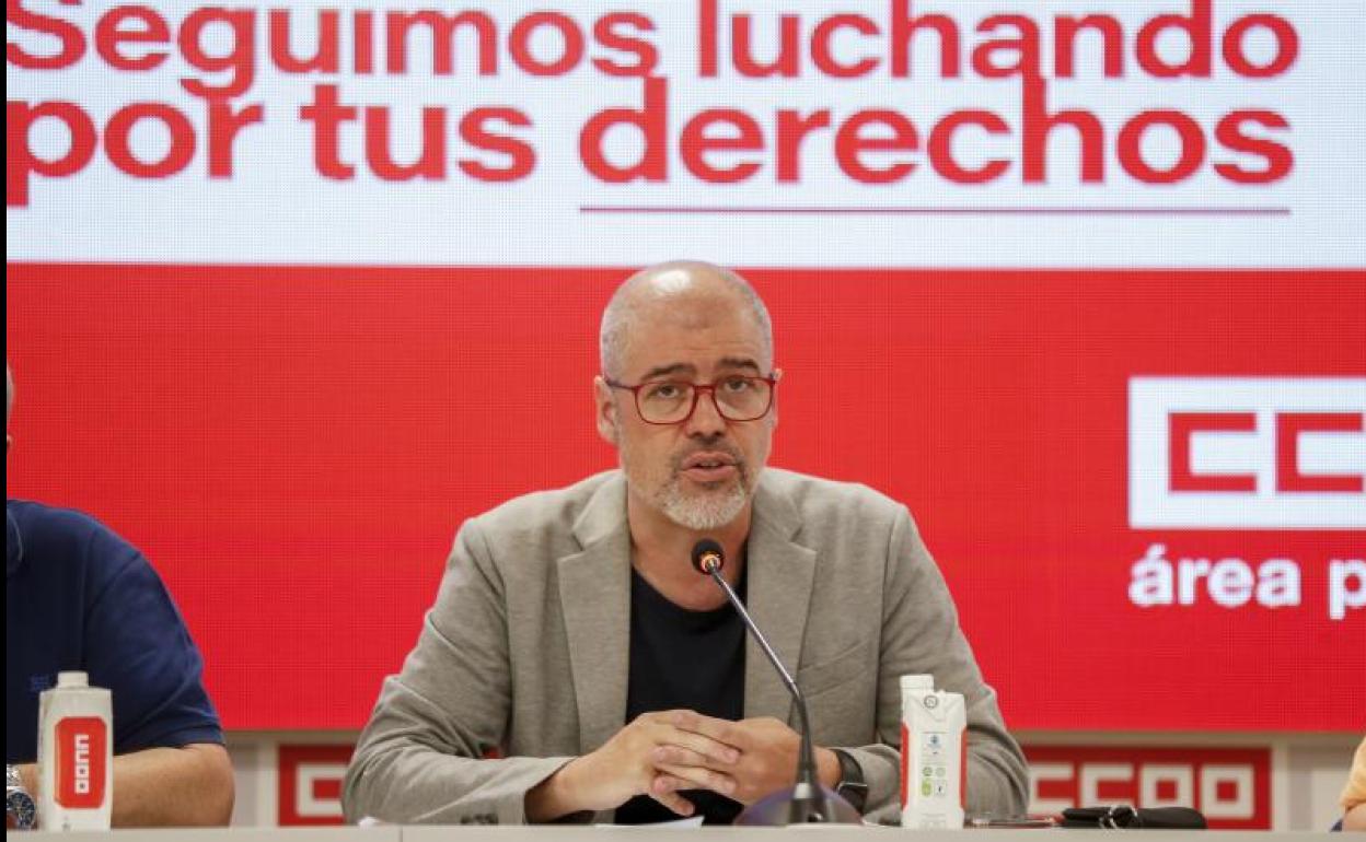 El secretario general de CCOO, Unai Sordo, en rueda de prensa. 