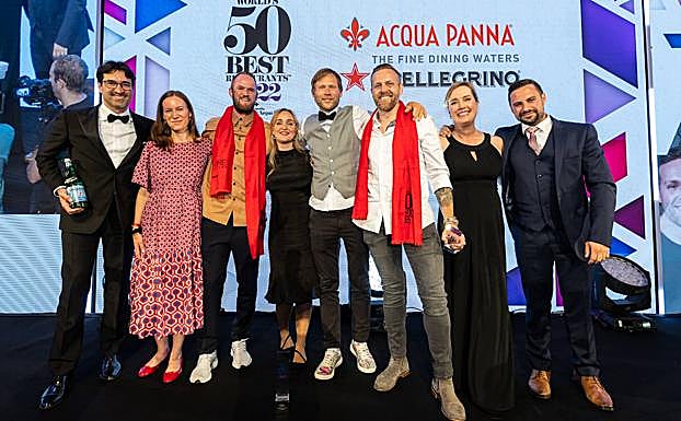 El equipo del restaurante danés Geranium, ganador de la edición 2022 como mejor restaurante del mundo y también de Europa.