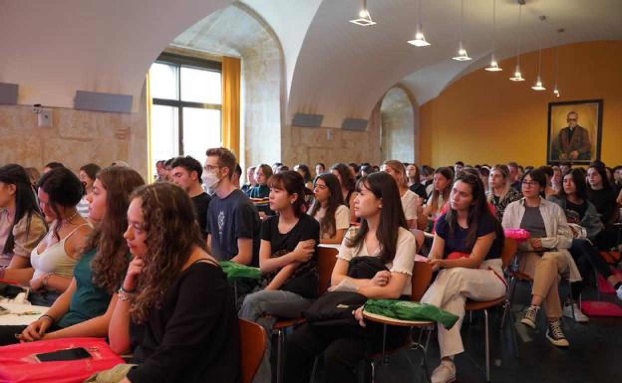 Acto de bienvendida a los alumnos internacionales de la Universidad Pontificia de Salamanca