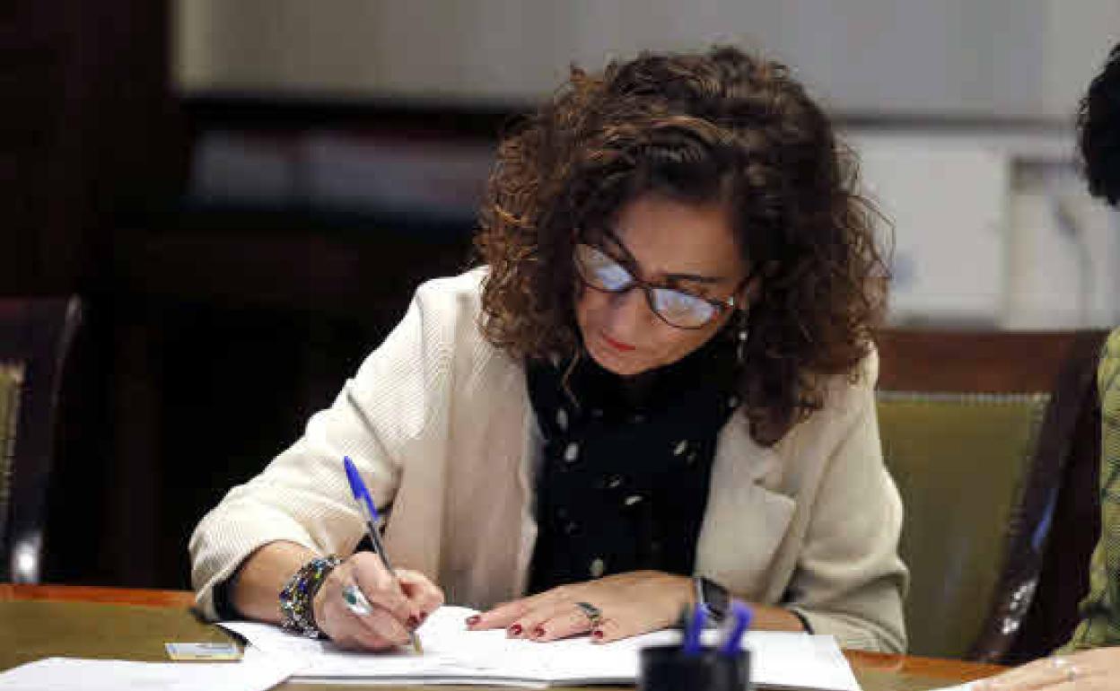 La ministra de Hacienda, María Jesús Montero.